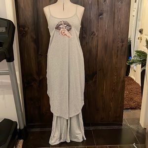 Two pieces set new with tag